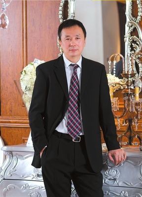 王箏丈夫李泰巖 網(wǎng)絡(luò)文化產(chǎn)業(yè)領(lǐng)航者，個(gè)人履歷揭秘